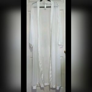 Bluebella White Long Robe L Sheer Satin Trim